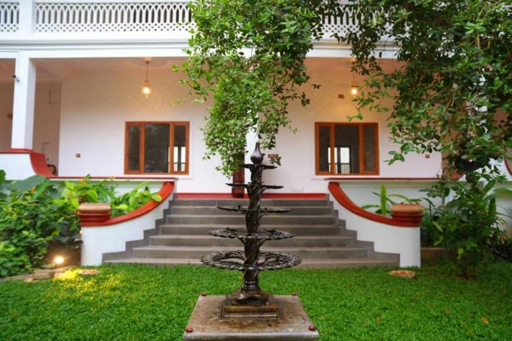 Marari Beach Bungalow Resort Alleppey Mararikulam Exterior photo