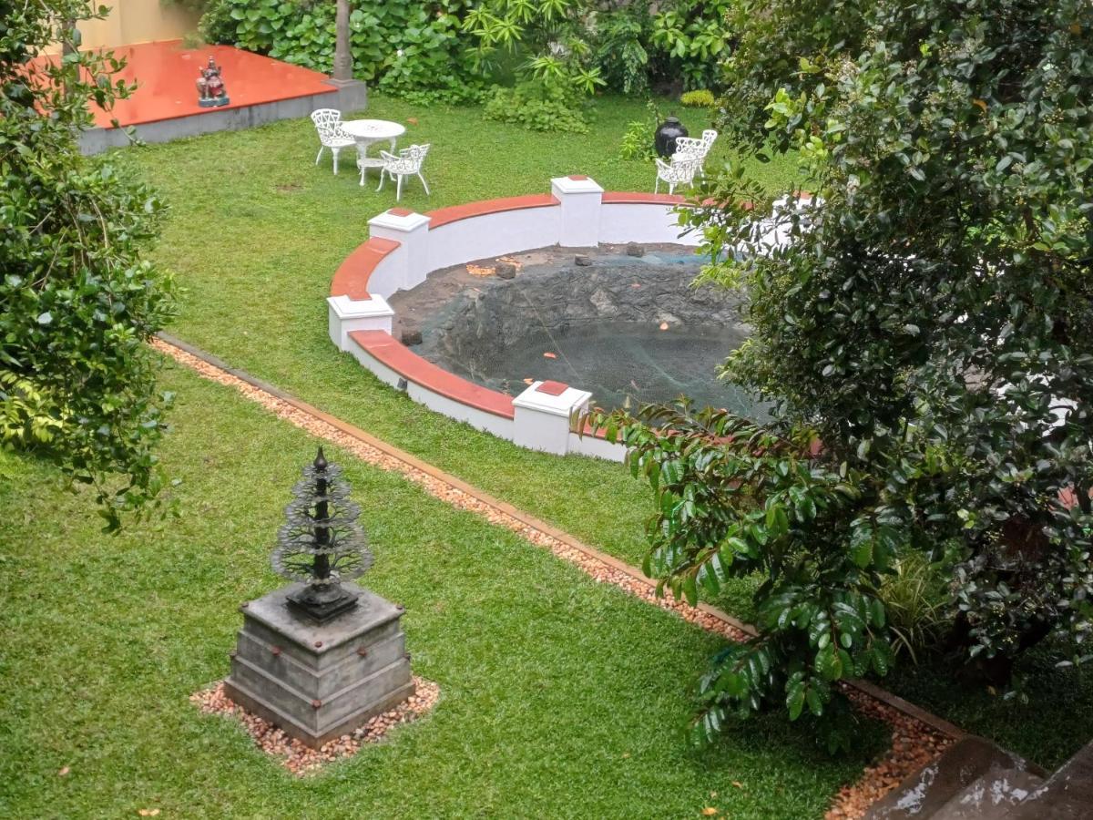 Marari Beach Bungalow Resort Alleppey Mararikulam Exterior photo