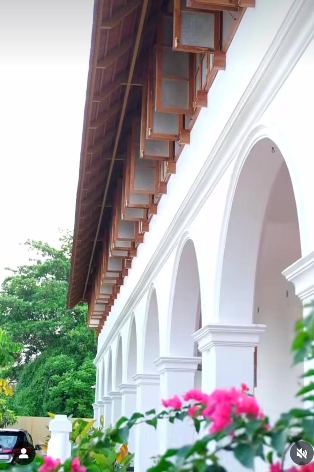 Marari Beach Bungalow Resort Alleppey Mararikulam Exterior photo
